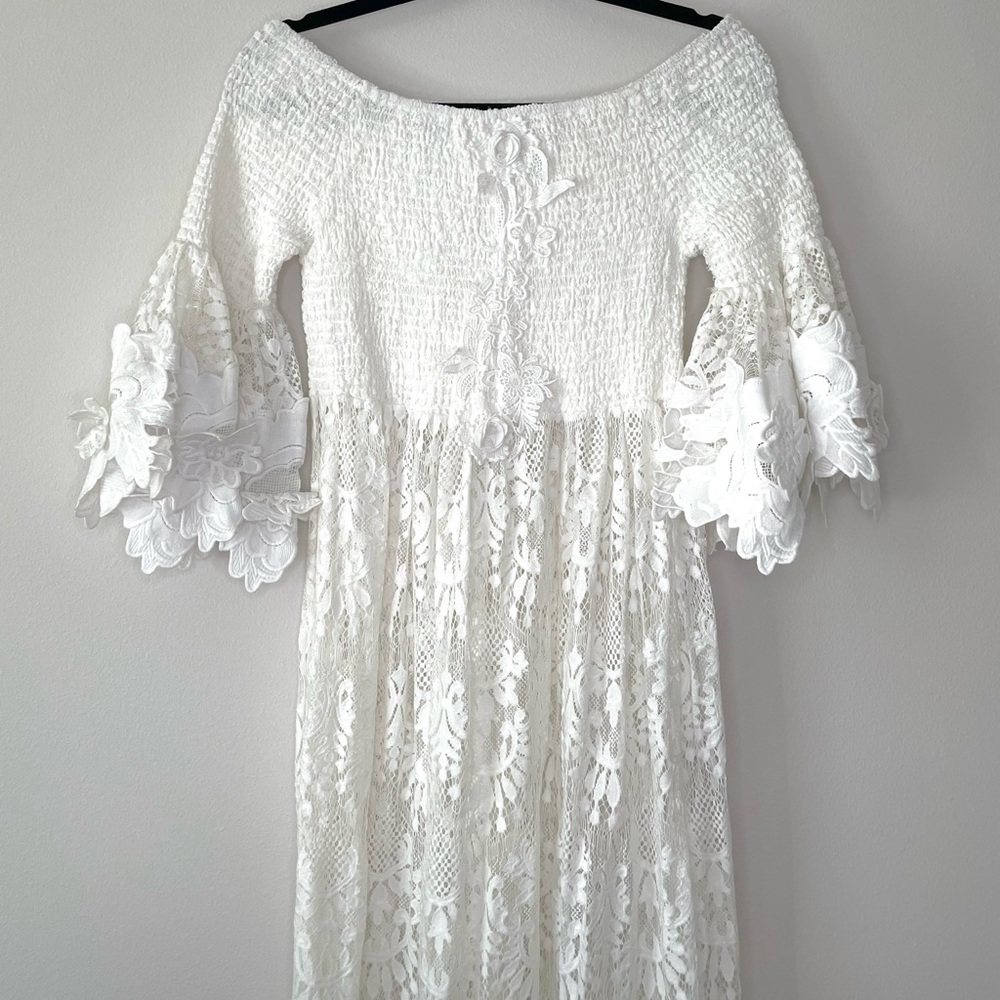 Antica Sartoria white lace maxi dress - Italy import size small fits med. NWOT
